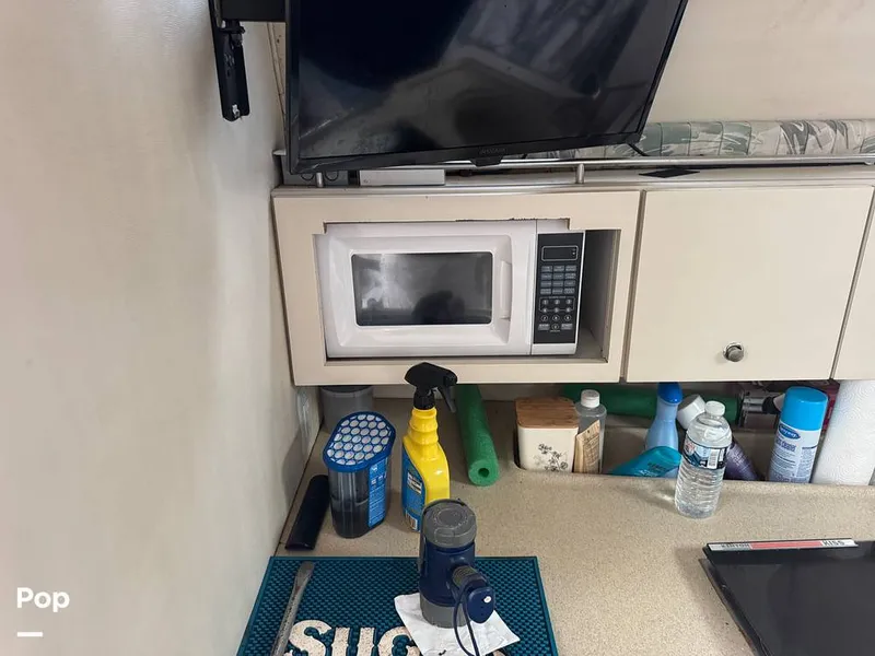 Slide: The Image of Wellcraft 330 Coastal 1999 - 15617299