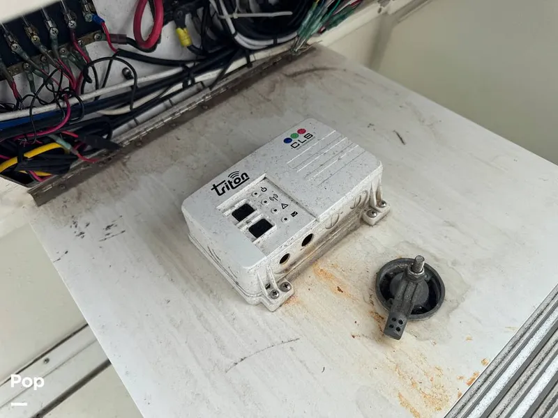 Slide: The Image of Wellcraft 330 Coastal 1999 - 15617312