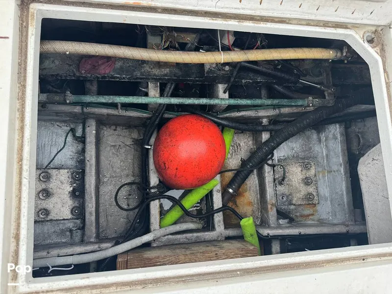 Slide: The Image of Wellcraft 330 Coastal 1999 - 15617347