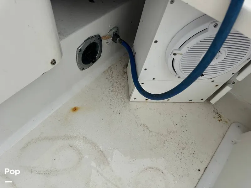 Slide: The Image of Wellcraft 330 Coastal 1999 - 15617349