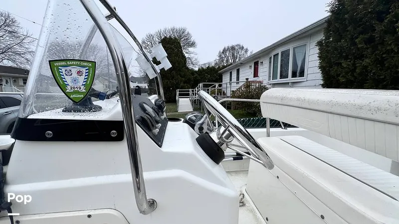 Slide: The Image of Boston Whaler 150 Montauk 2009 - 16323593