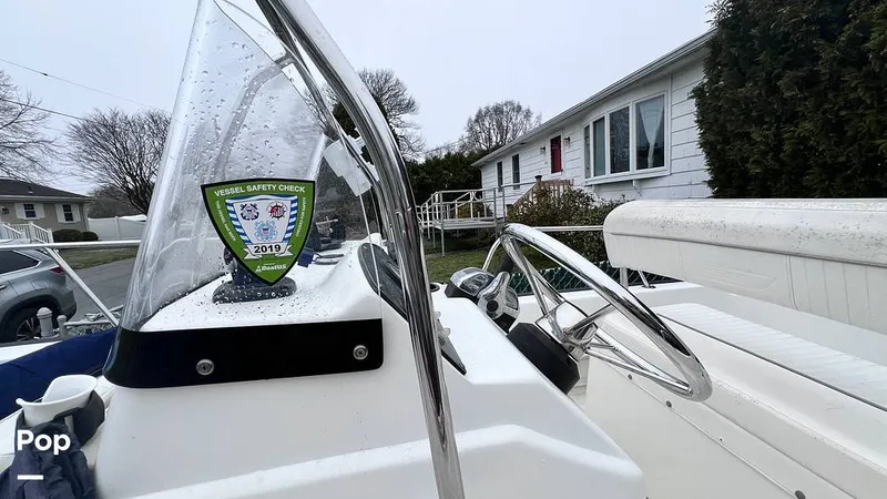 Slide: The Image of Boston Whaler 150 Montauk 2009 - 16323594