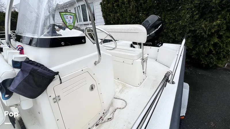 Slide: The Image of Boston Whaler 150 Montauk 2009 - 16323601
