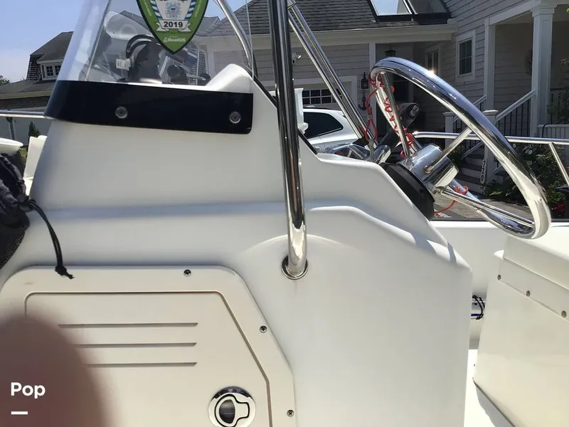 Slide: The Image of Boston Whaler 150 Montauk 2009 - 15657650