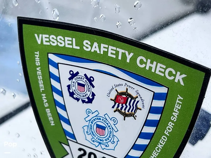 Slide: The Image of Boston Whaler 150 Montauk 2009 - 16321194