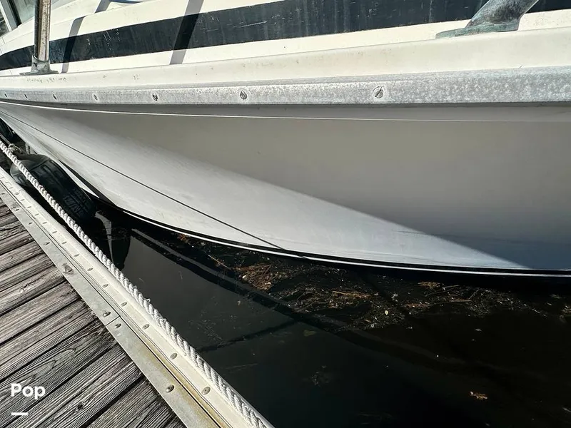 Slide: The Image of Bertram 28 Flybridge Sportfisherman 1975 - 15987203