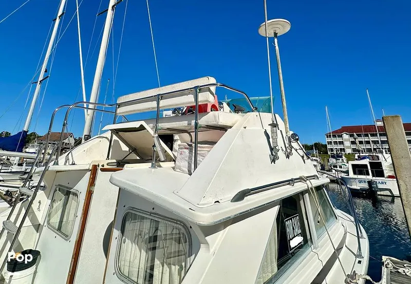 Slide: The Image of Bertram 28 Flybridge Sportfisherman 1975 - 15987207