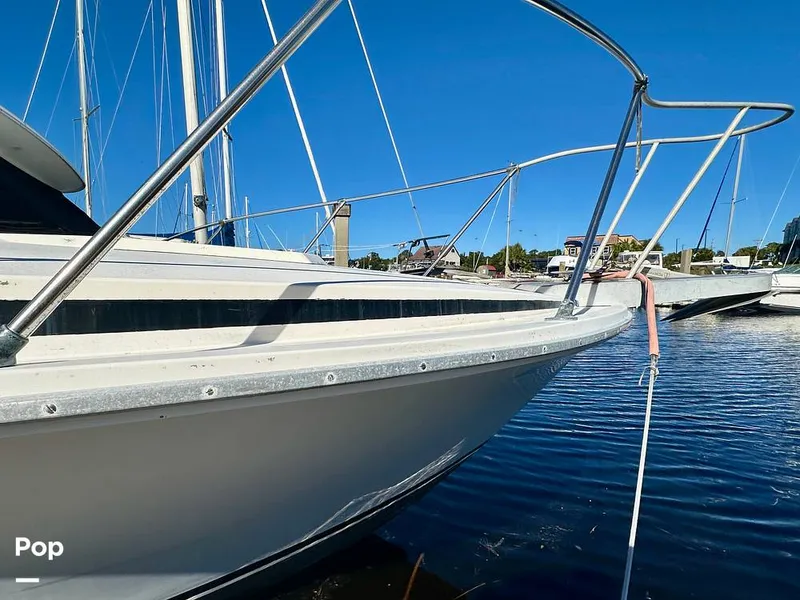 Slide: The Image of Bertram 28 Flybridge Sportfisherman 1975 - 15987213