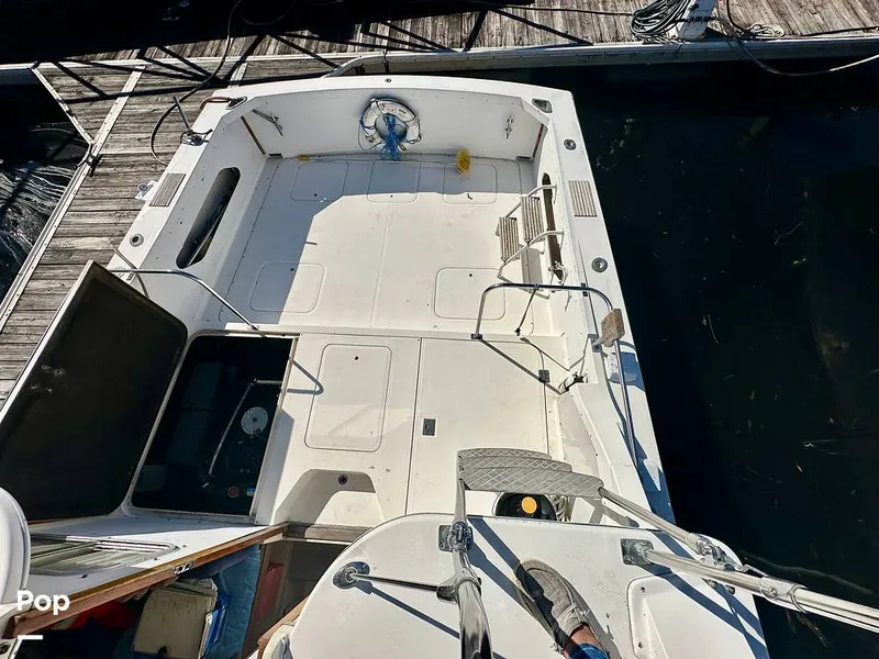 Slide: The Image of Bertram 28 Flybridge Sportfisherman 1975 - 15987073