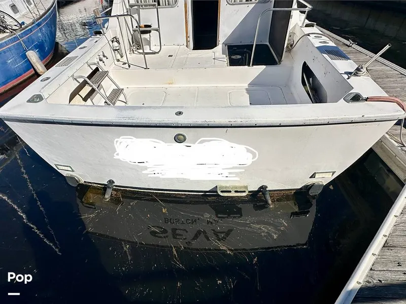 Slide: The Image of Bertram 28 Flybridge Sportfisherman 1975 - 15987069