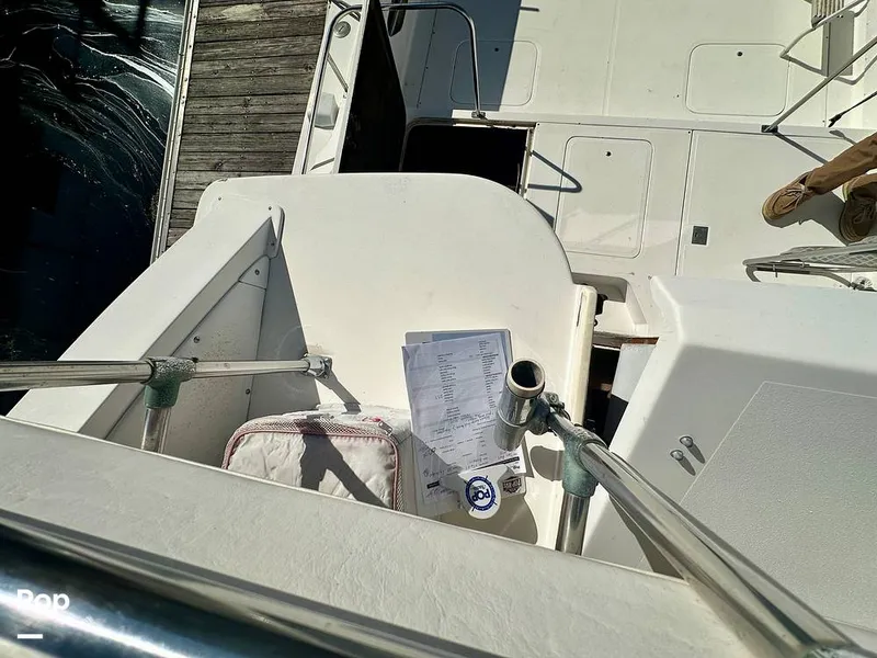 Slide: The Image of Bertram 28 Flybridge Sportfisherman 1975 - 15987085