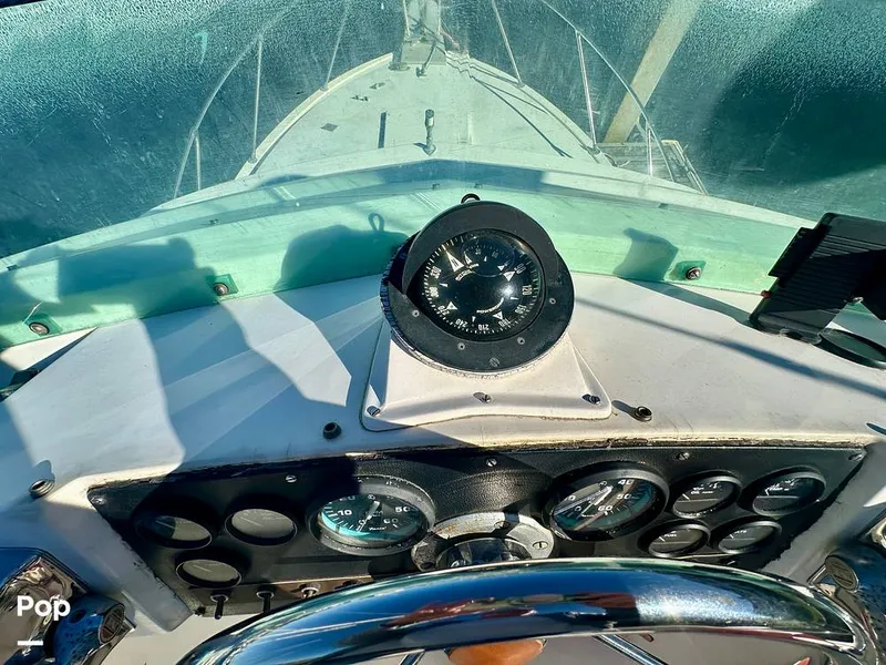 Slide: The Image of Compass - 15987100