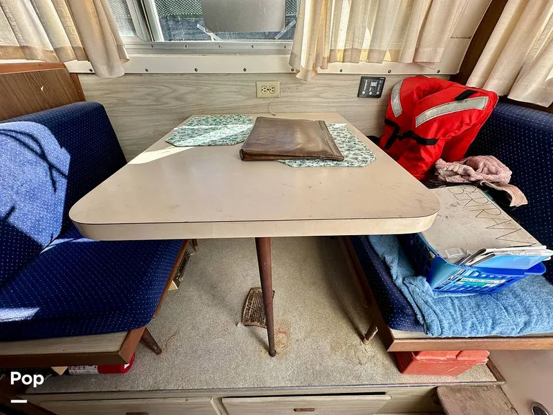 Slide: The Image of Bertram 28 Flybridge Sportfisherman 1975 - 15987124