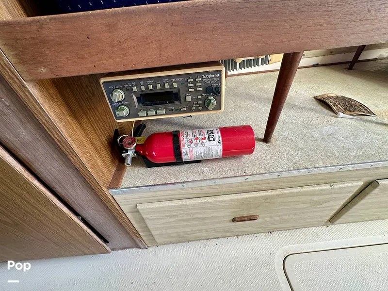 Slide: The Image of Bertram 28 Flybridge Sportfisherman 1975 - 15987135