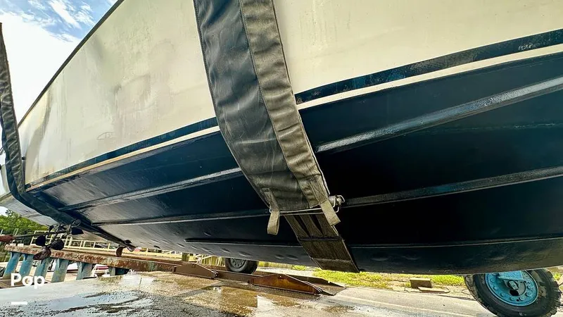 Slide: The Image of Bertram 28 Flybridge Sportfisherman 1975 - 16643751