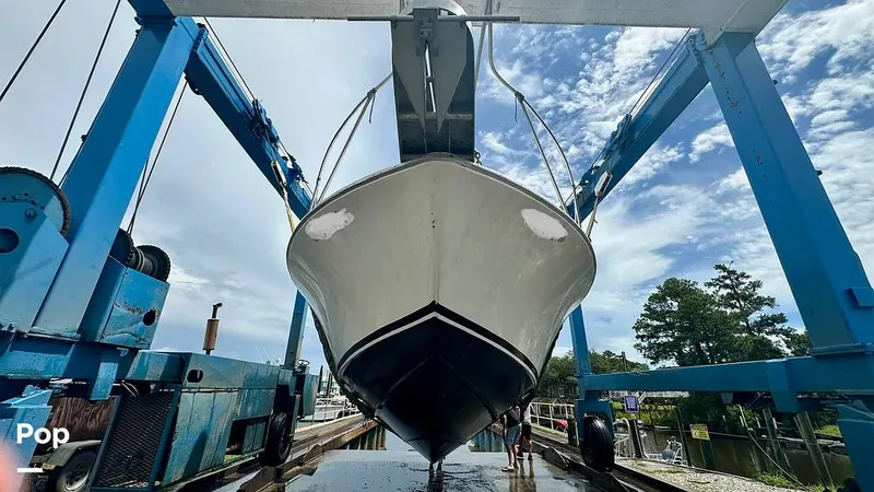 Slide: The Image of Bertram 28 Flybridge Sportfisherman 1975 - 16643756