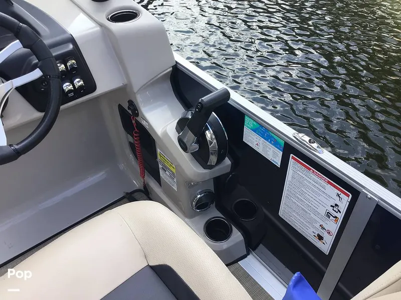 Slide: The Image of Harris Cruiser 230 2024 - 16757152