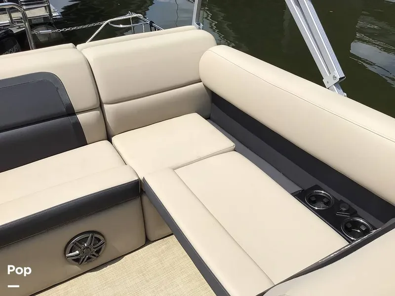 Slide: The Image of Harris Cruiser 230 2025 - 15608621