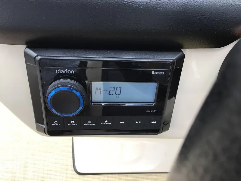 Slide: The Image of Harris Cruiser 230 2025 - 15608593