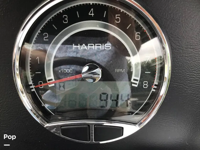 Slide: The Image of Harris Cruiser 230 2025 - 15608588