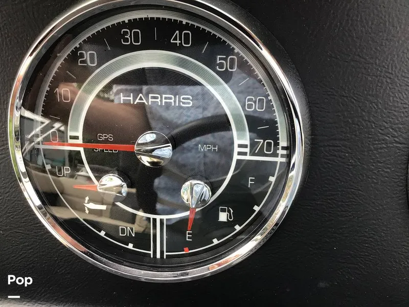 Slide: The Image of Harris Cruiser 230 2025 - 15608589