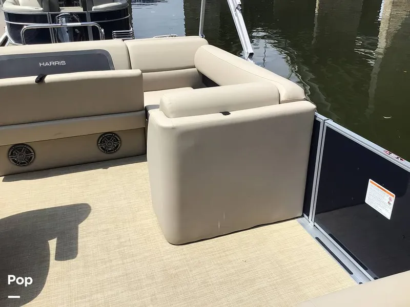 Slide: The Image of Harris Cruiser 230 2025 - 15608638