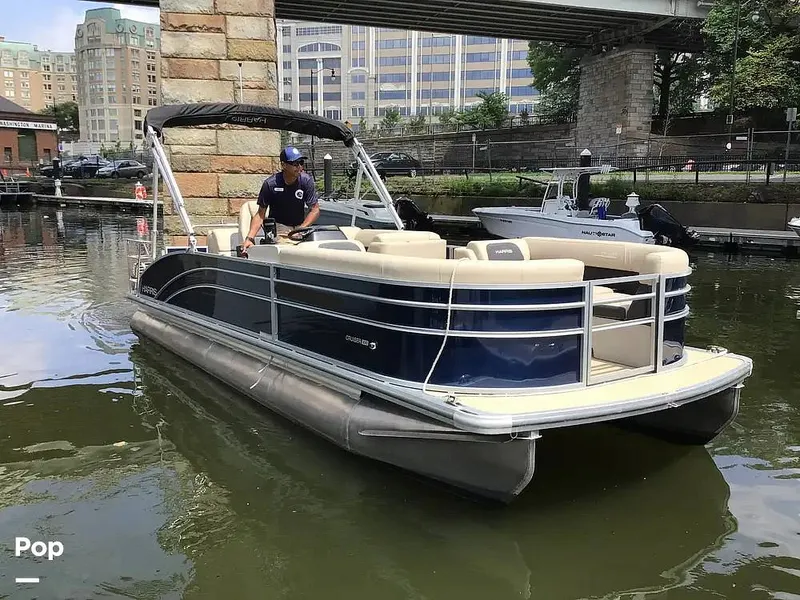 Slide: The Image of Harris Cruiser 230 2025 - 15619244