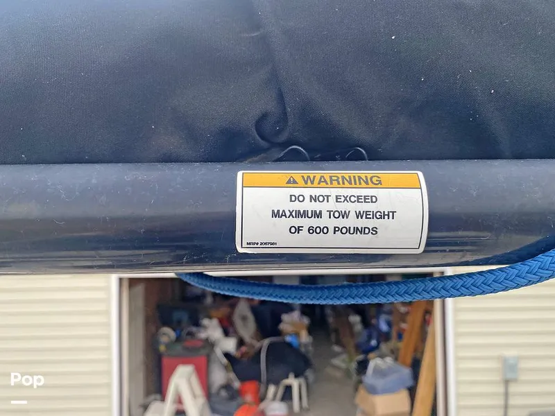 Slide: The Image of Bayliner 22 VR6 2022 - 15666499