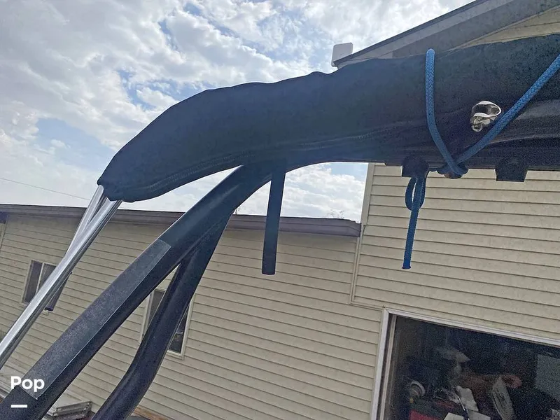 Slide: The Image of Bayliner 22 VR6 2022 - 15666501