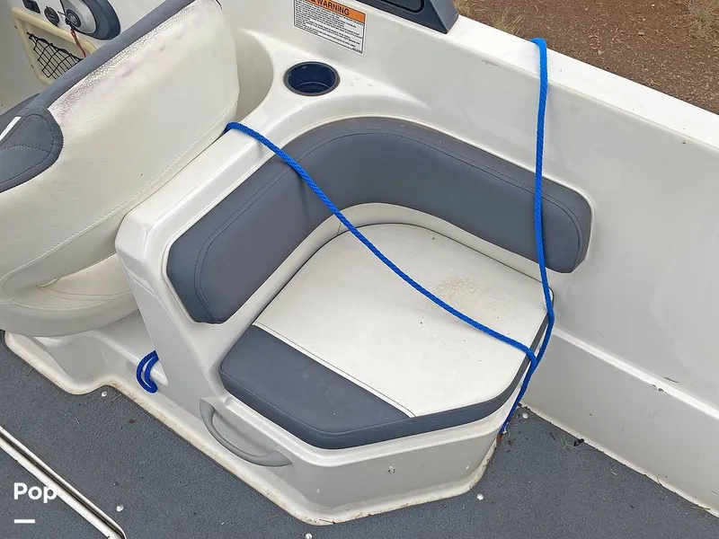 Slide: The Image of Bayliner 22 VR6 2022 - 15666506