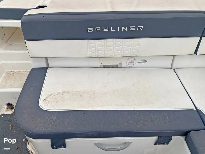 Slide: The Image of Bayliner 22 VR6 2022 - 15666509