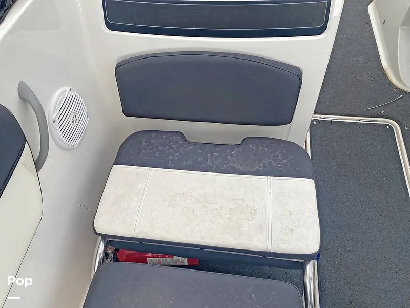 Slide: The Image of Bayliner 22 VR6 2022 - 15666513