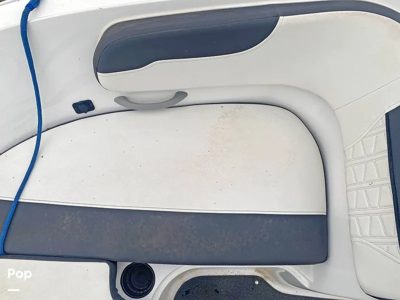 Slide: The Image of Bayliner 22 VR6 2022 - 15666520