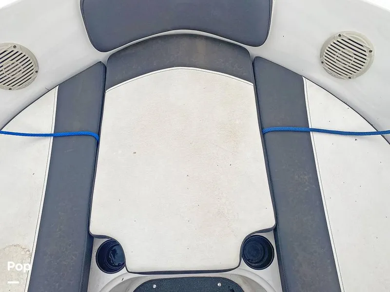 Slide: The Image of Bayliner 22 VR6 2022 - 15666521