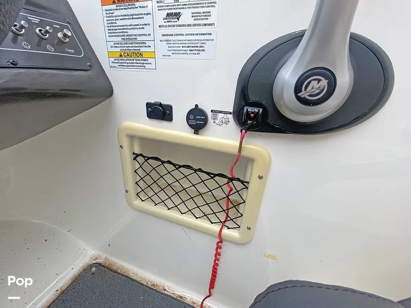 Slide: The Image of Bayliner 22 VR6 2022 - 15666524