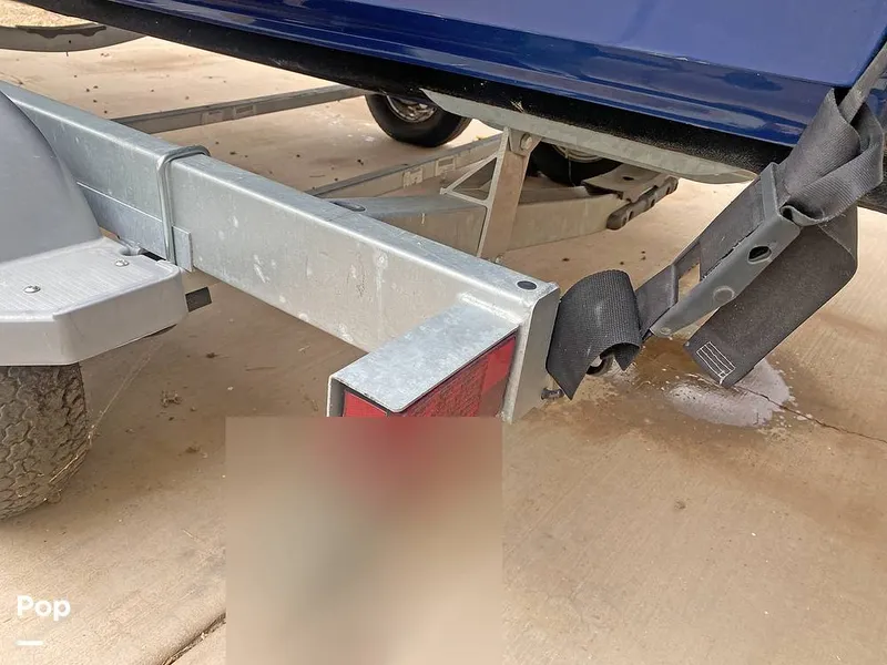 Slide: The Image of Bayliner 22 VR6 2022 - 15666545