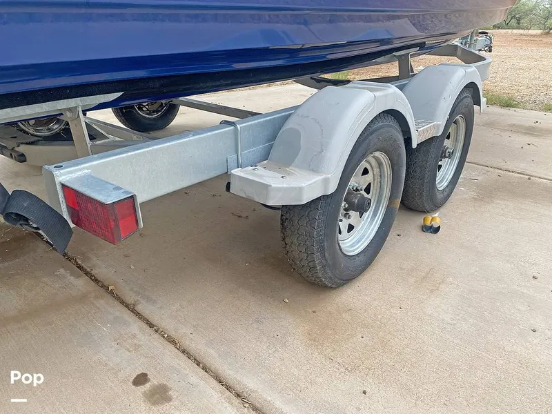 Slide: The Image of Bayliner 22 VR6 2022 - 15666557