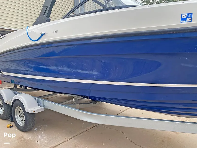Slide: The Image of Bayliner 22 VR6 2022 - 15666563