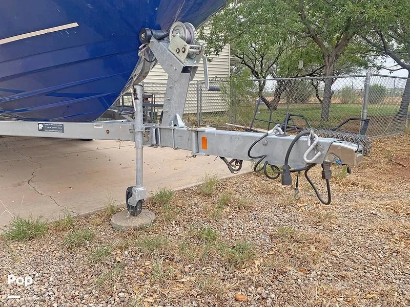 Slide: The Image of Bayliner 22 VR6 2022 - 15666565