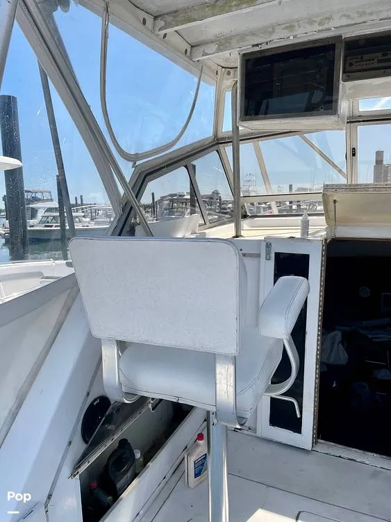 Slide: The Image of Captain's Chair - 15708209