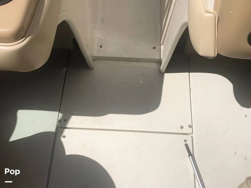 Slide: The Image of Sea Ray 210 Signature 2000 - 15751731