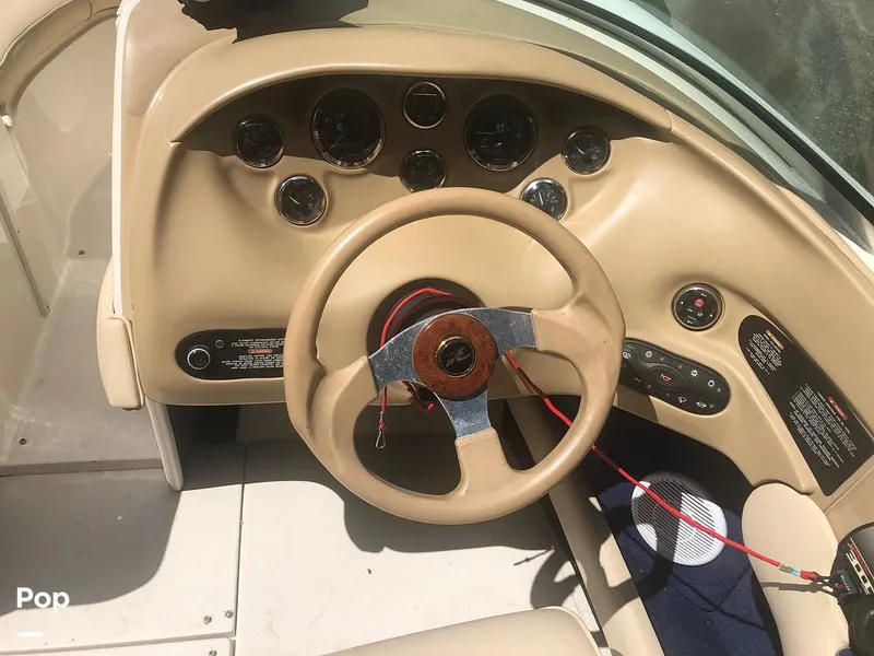 Slide: The Image of Sea Ray 210 Signature 2000 - 15751735