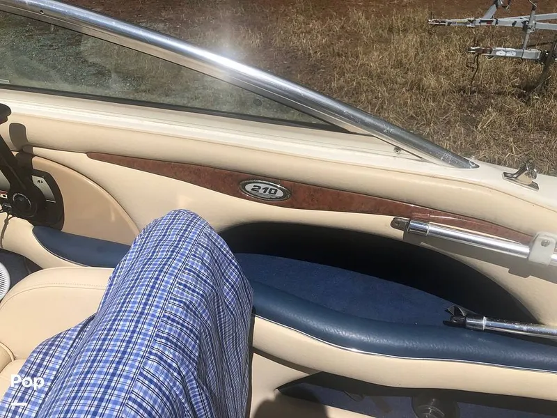 Slide: The Image of Sea Ray 210 Signature 2000 - 15751737