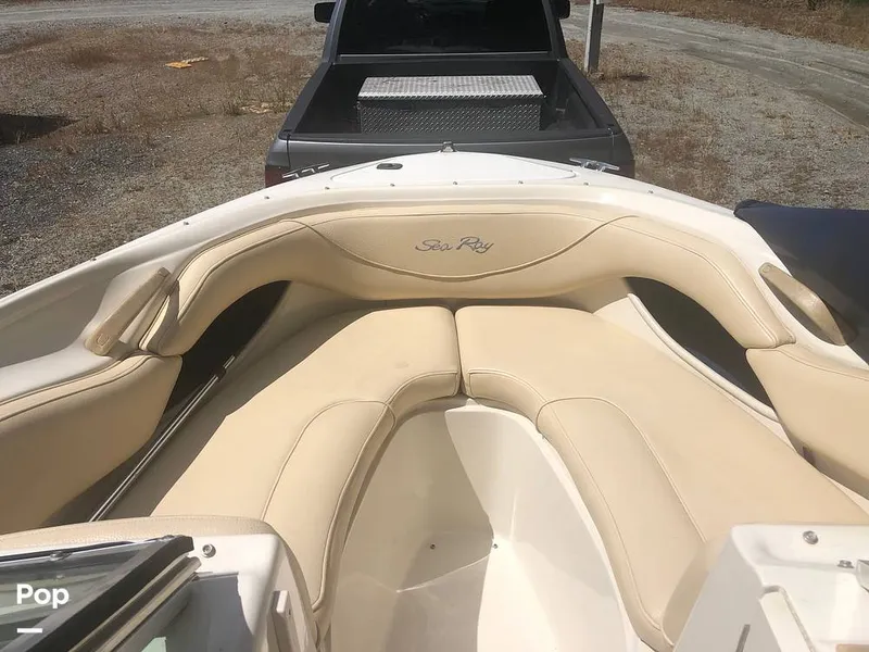 Slide: The Image of Sea Ray 210 Signature 2000 - 15751743