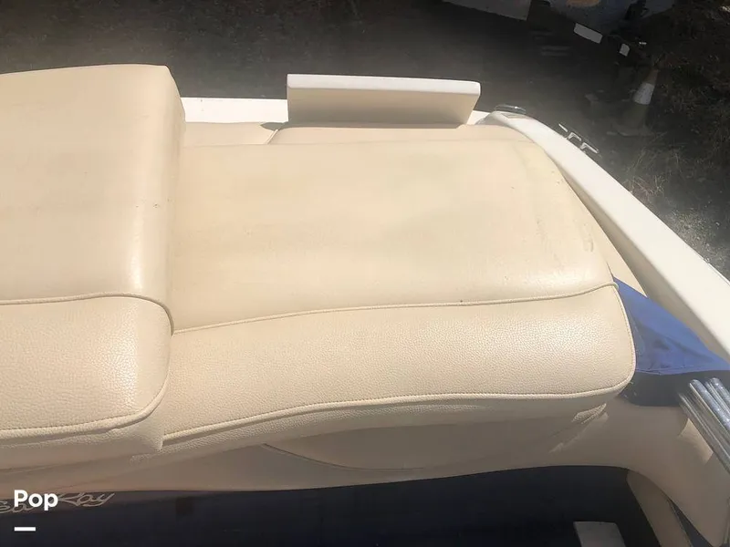 Slide: The Image of Sea Ray 210 Signature 2000 - 15751747