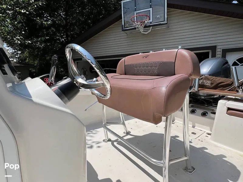 Slide: The Image of Tidewater 198 CC Adventure 2017 - 15685004