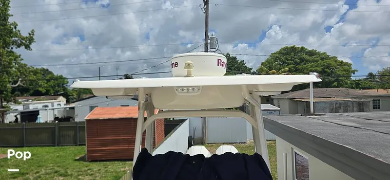 Slide: The Image of Boston Whaler 270 Dauntless 2019 - 15597690