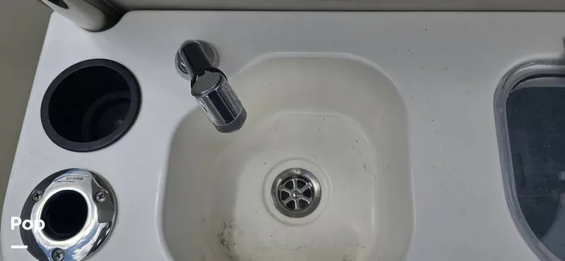 Slide: The Image of Boston Whaler 270 Dauntless 2019 - 15597694