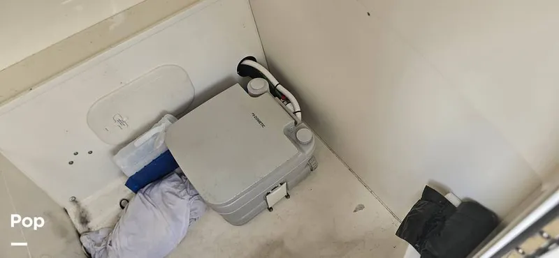 Slide: The Image of Boston Whaler 270 Dauntless 2019 - 15597695