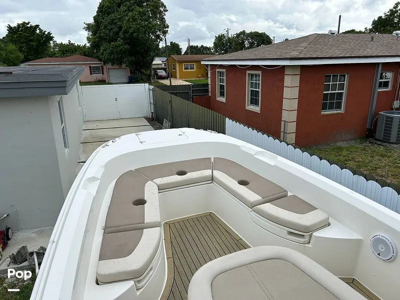 Slide: The Image of Boston Whaler 270 Dauntless 2019 - 15597741